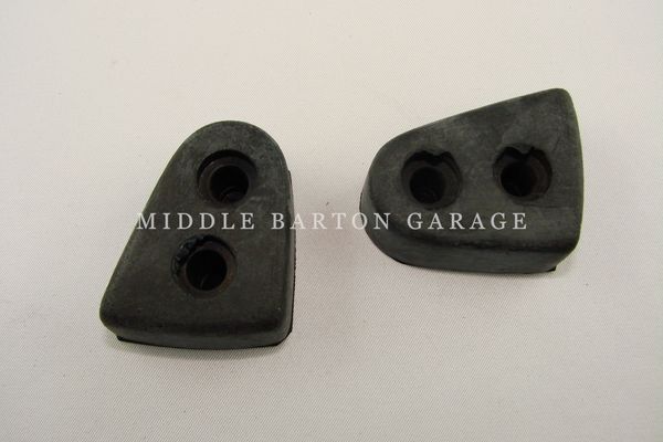 DOOR LOCATING WEDGE (PAIR)